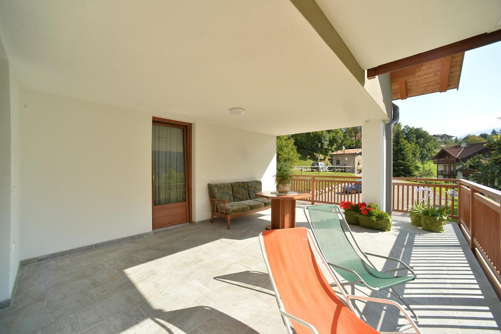 Appartamento con 2 Camere da Letto e Terrazza